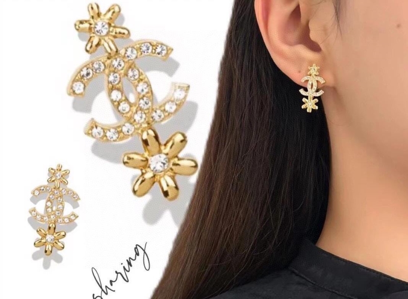Ch**el earrings